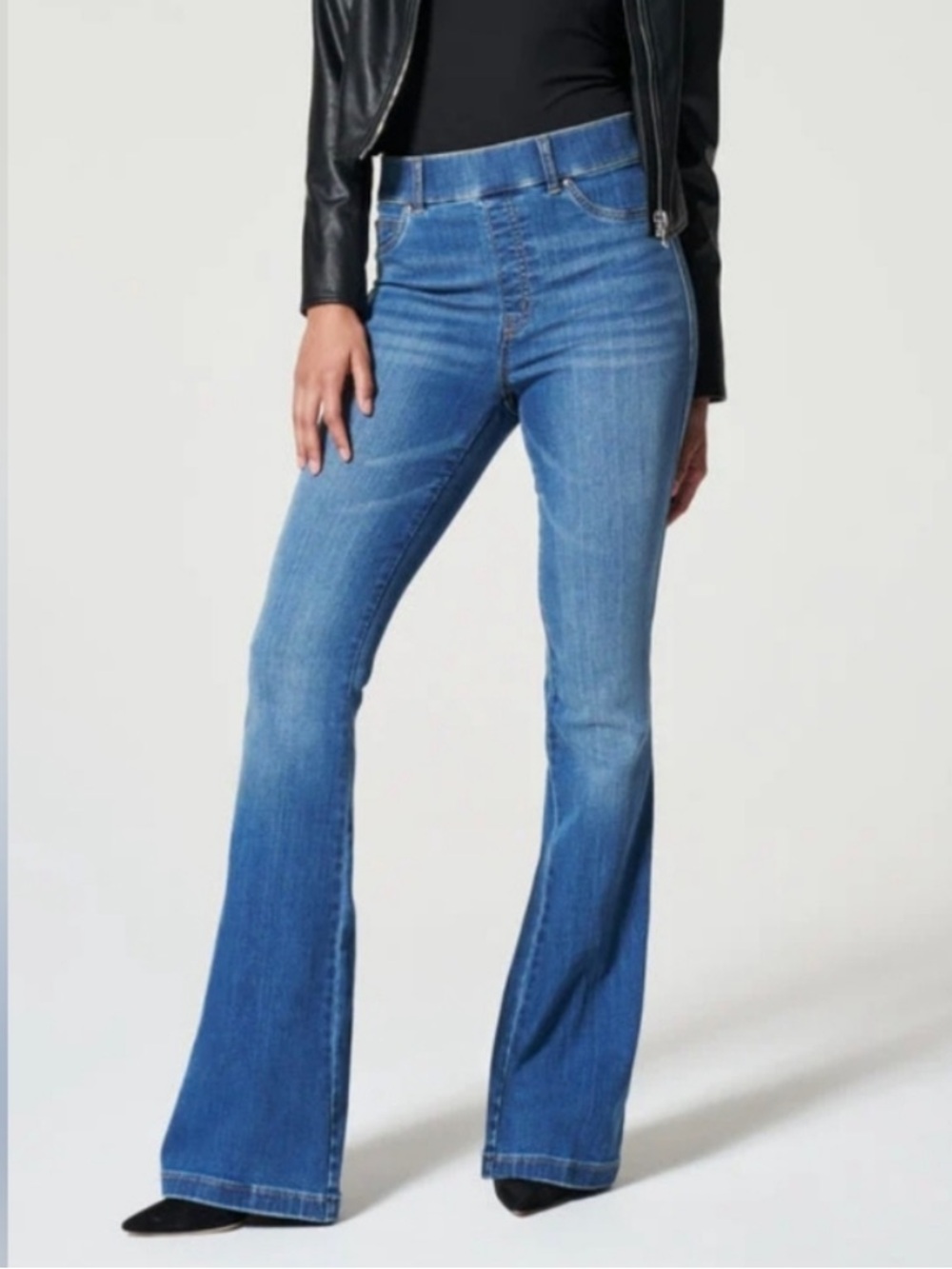 NWT Spanx Vintage Indigo Flare Jeans Small